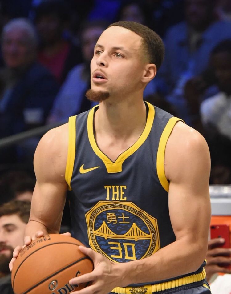 巴萨边路强 巴萨边路强