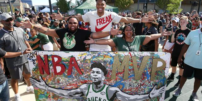 数据驱动的 数据驱动的